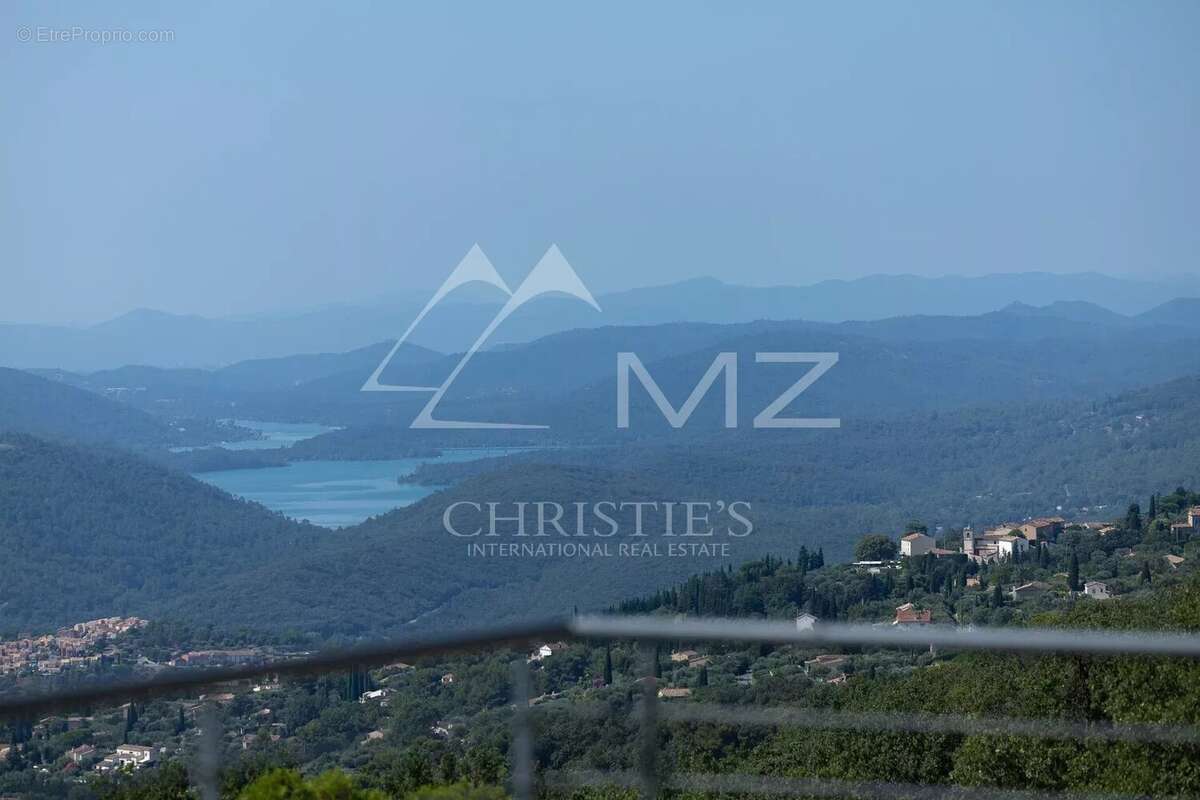 Maison à SPERACEDES