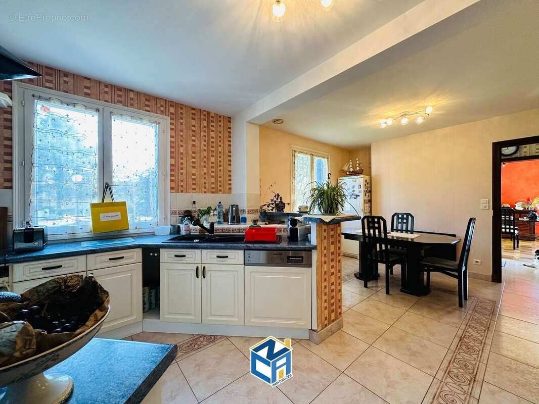 Maison à CHAMBRAY-LES-TOURS