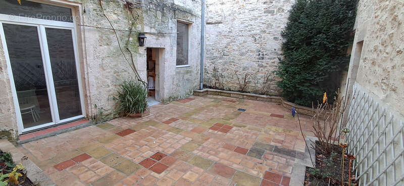 Maison à MONTPEZAT-DE-QUERCY