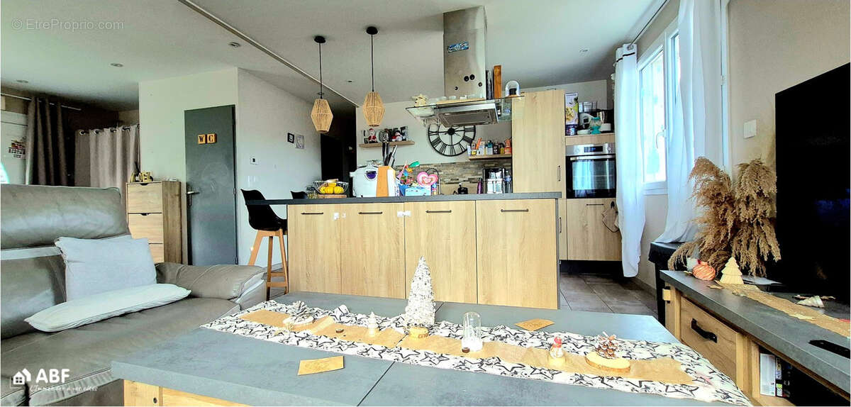 Maison à ROUXMESNIL-BOUTEILLES