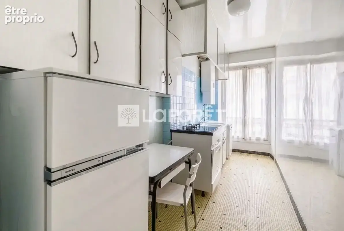 Appartement d'angle au 3ème Etage / Chambre de service incluse - photo 8