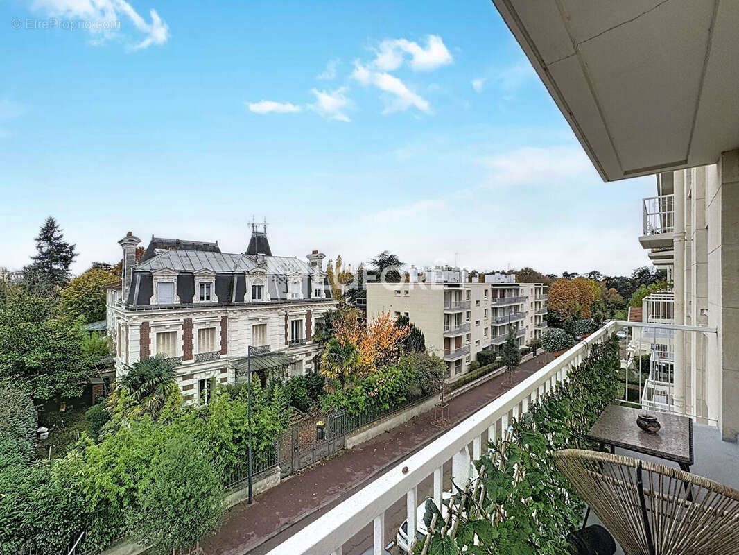 Appartement à FONTENAY-SOUS-BOIS