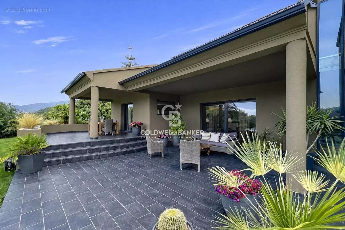 Maison à SAINT-FLORENT