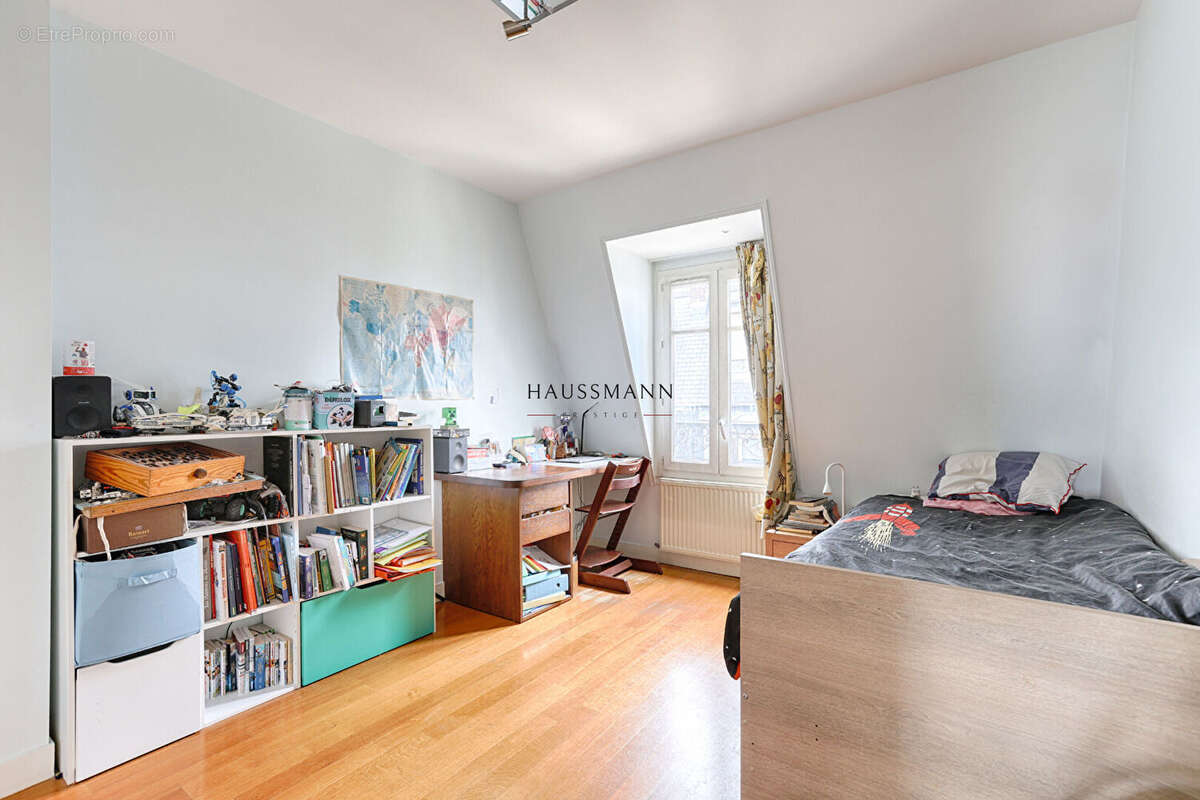 Appartement à PARIS-6E