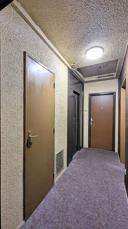 Appartement à SAINT-DENIS