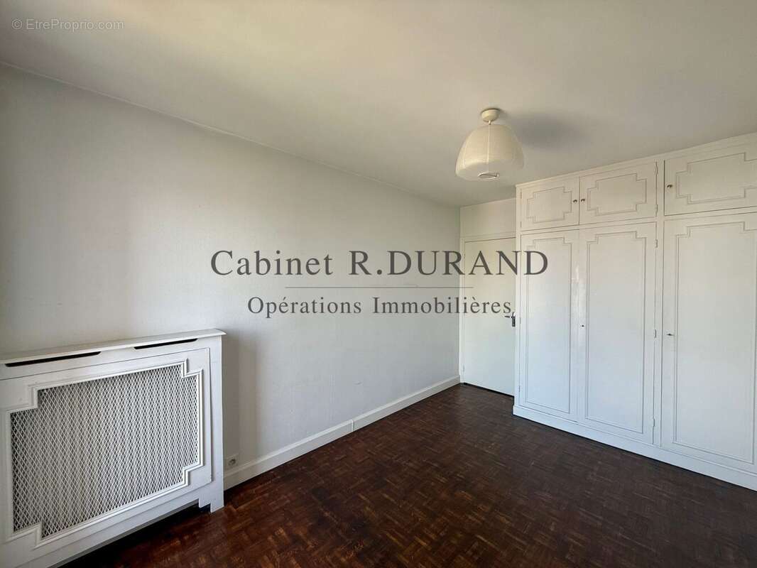 Appartement 84 m² à La Garenne-Colombes  - photo 9