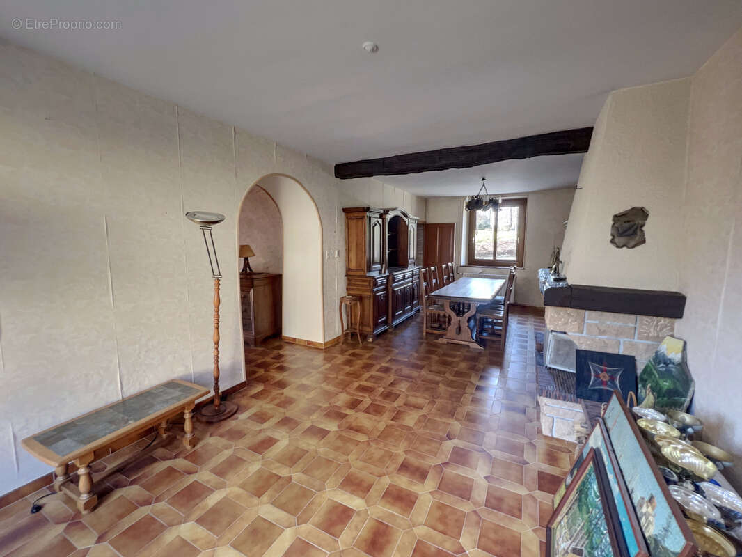 Maison à NANCES