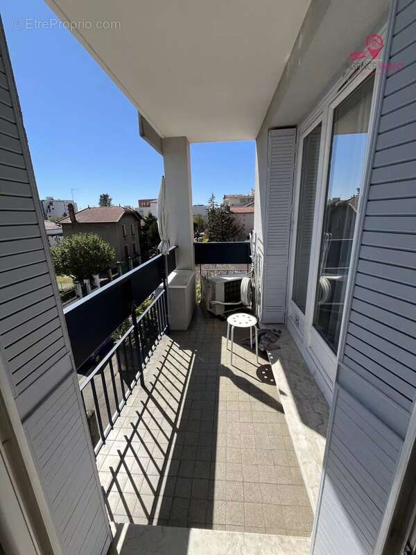 Appartement à VENISSIEUX