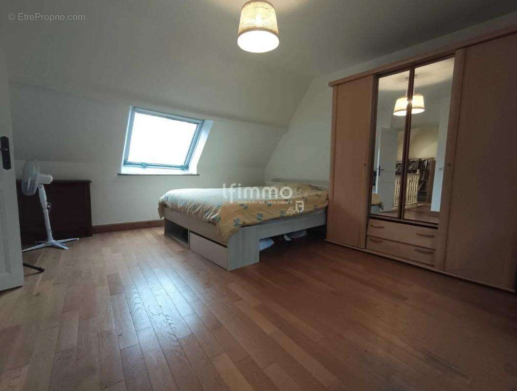 Maison à VILLIERS-LE-MORHIER