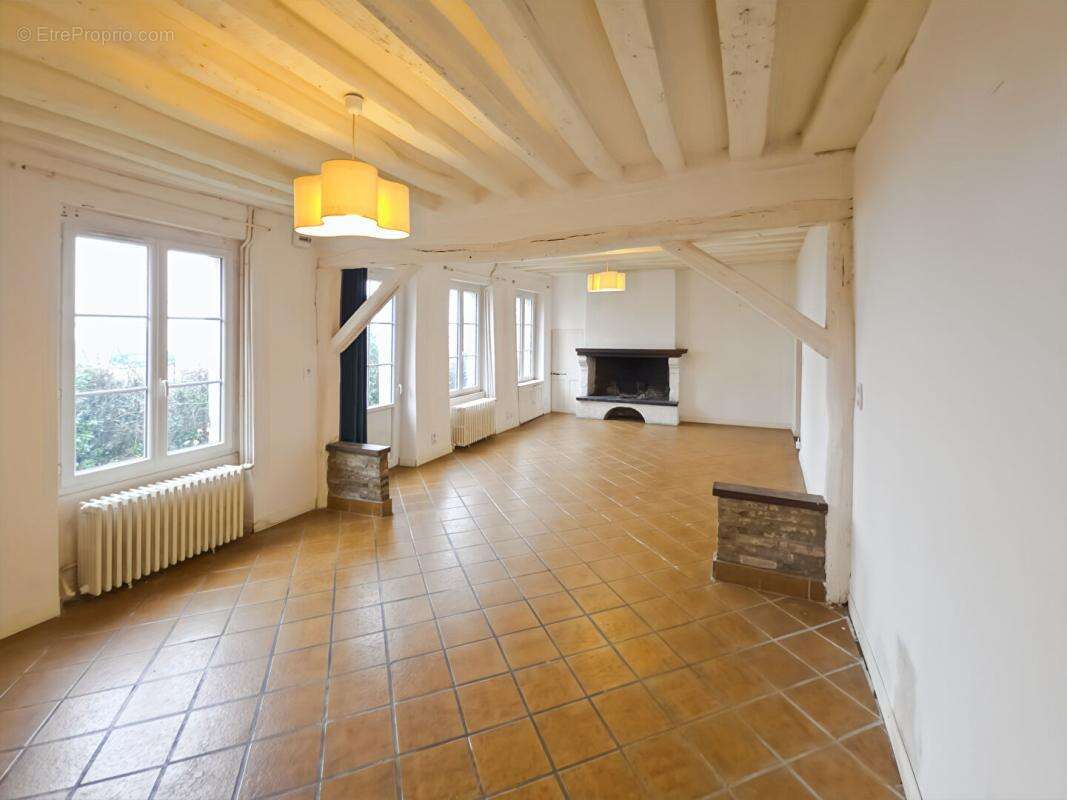 Maison à MOULINS-LA-MARCHE