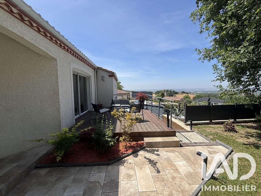 Maison 146 m² à Lisle-Sur-Tarn  - photo 7