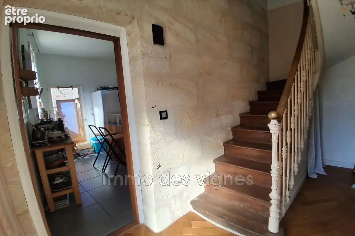 Maison 82 m² à Ambares-Et-Lagrave  - photo 5
