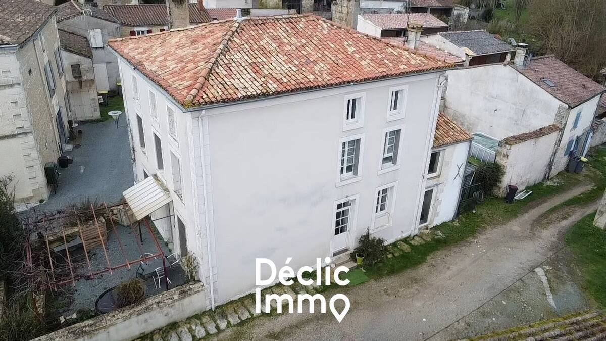 Maison à EPANNES