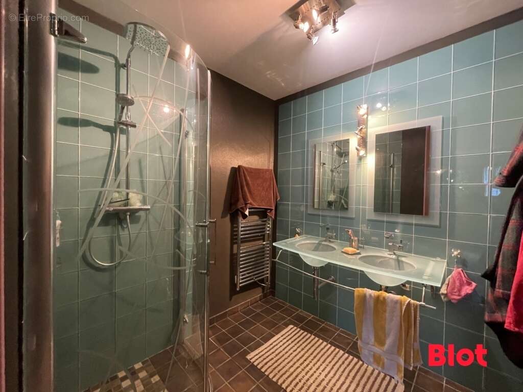 Maison à BAIN-DE-BRETAGNE