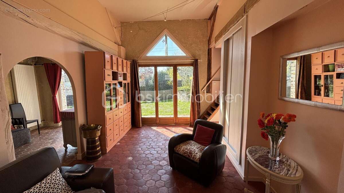 Maison à SAINT-MAURICE-AUX-RICHES-HOMMES