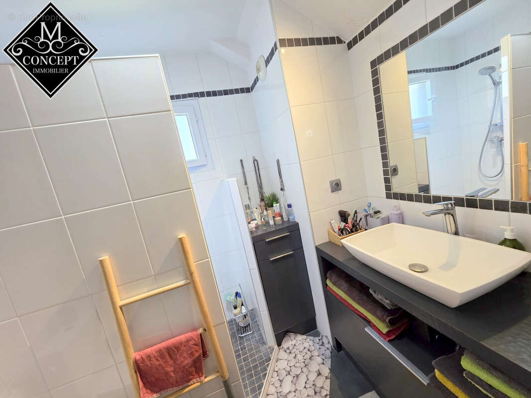 Appartement à QUINTAL