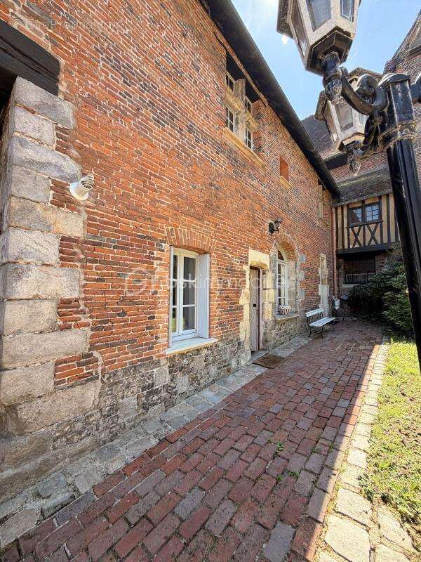 À VENDRE – ANCIEN BAILLIAGE D’ARQUES-LA-BATAILLE - Une demeure de caractère chargée d’histoire ! - photo 7