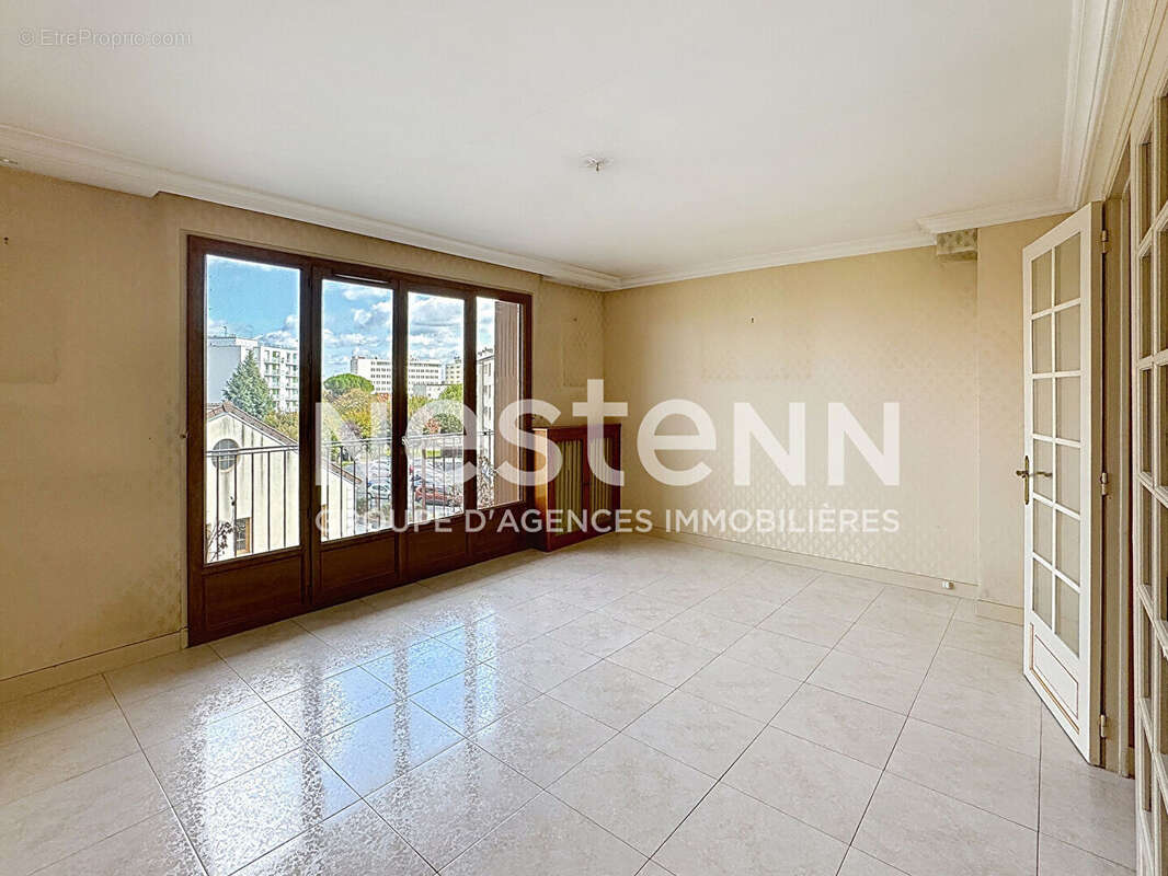 Appartement à VIRY-CHATILLON