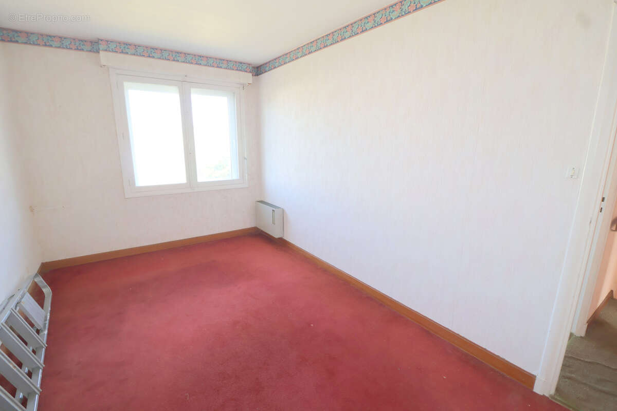 Secteur Quentovic maison avec jardin  bâtie sur 380 m2 avec 3 ch combles aménageables et garage - photo 8