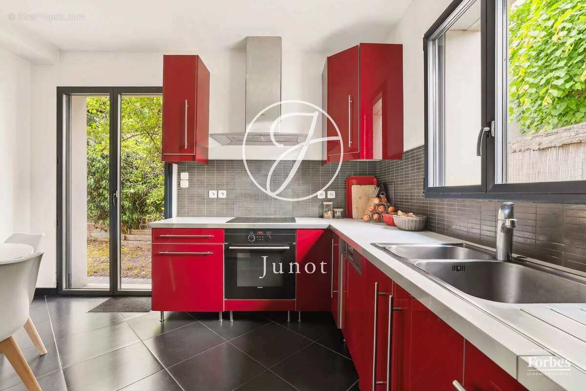 Maison à MAISONS-LAFFITTE