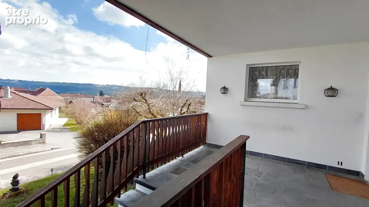 Maison 6 chambres à Orchamps-Vennes - photo 11