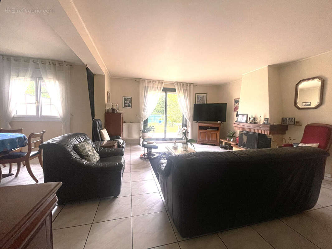 Maison à LA FERTE-ALAIS