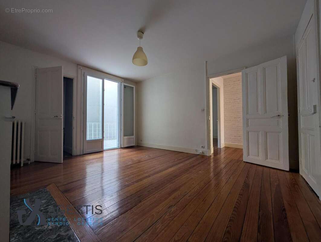   - Appartement à CASTRES
