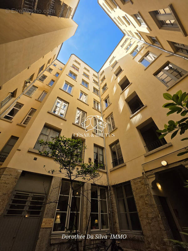 Appartement à LYON-1E