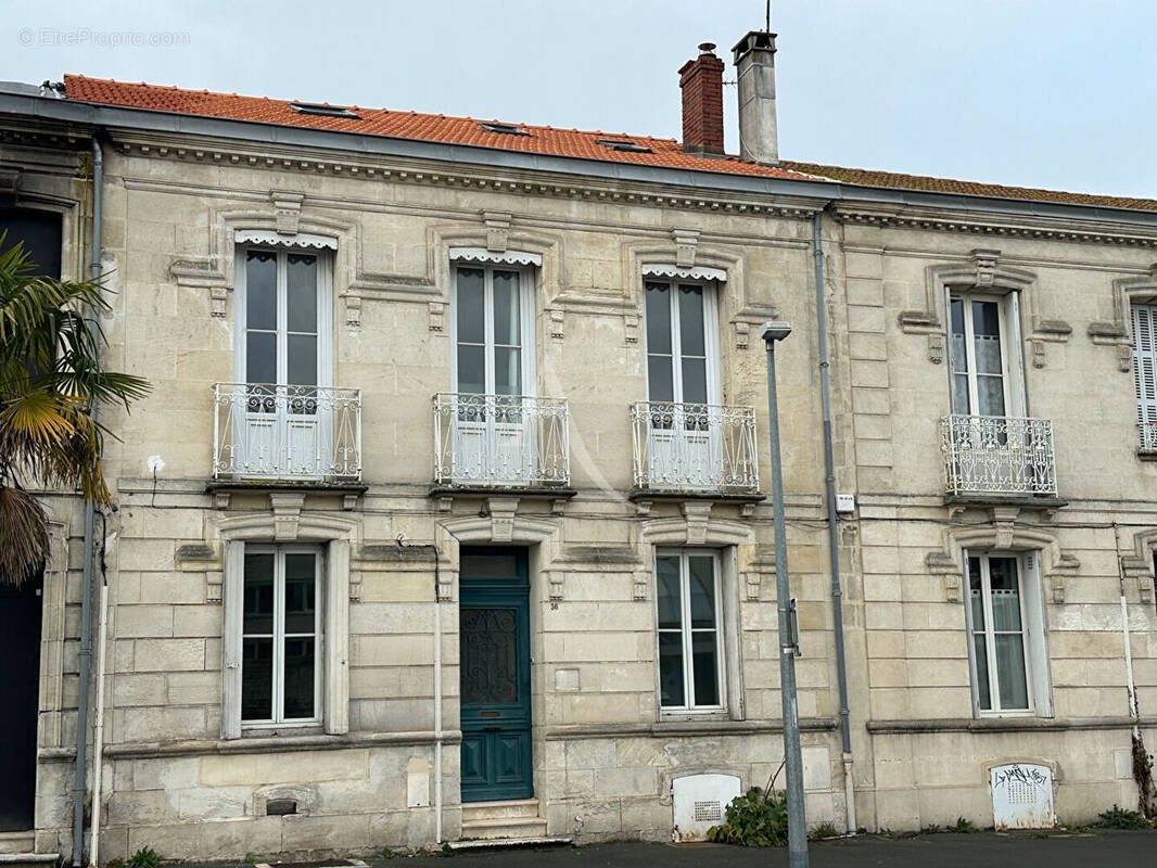 Maison à ROCHEFORT
