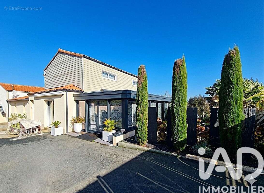 Photo 8 - Maison à CHATEAU-THEBAUD