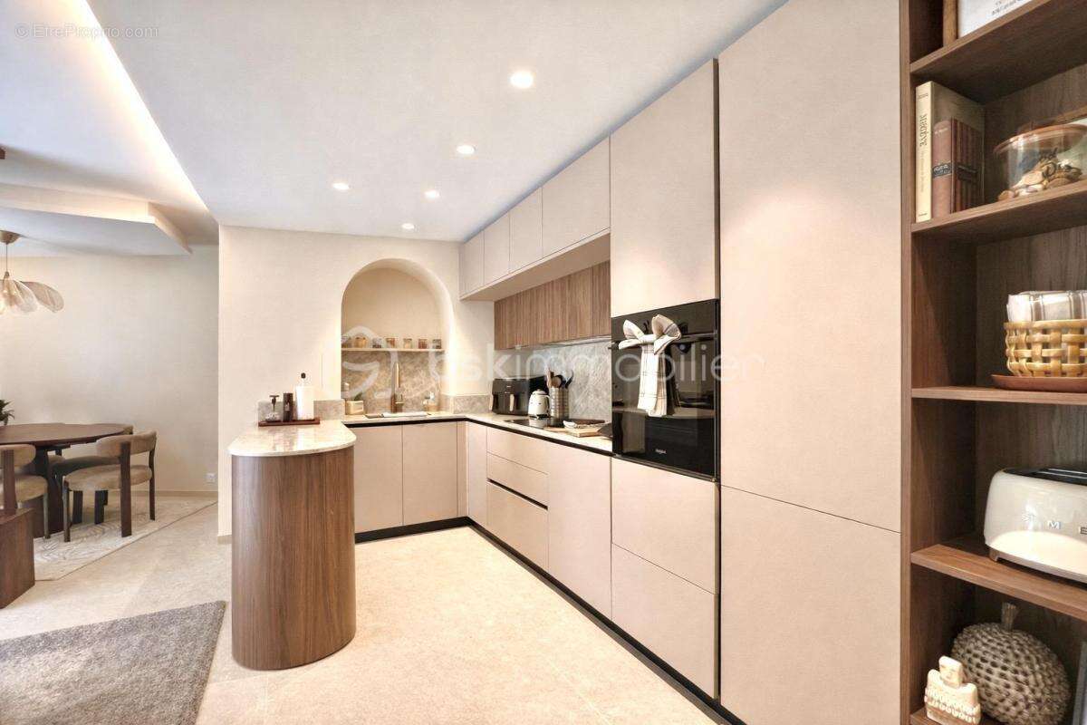 Appartement à MANDELIEU-LA-NAPOULE