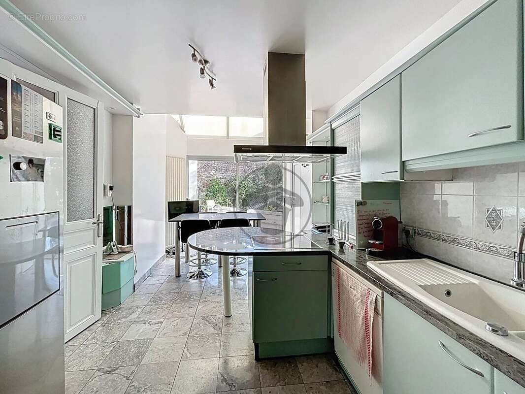 Maison à SAINT-QUENTIN