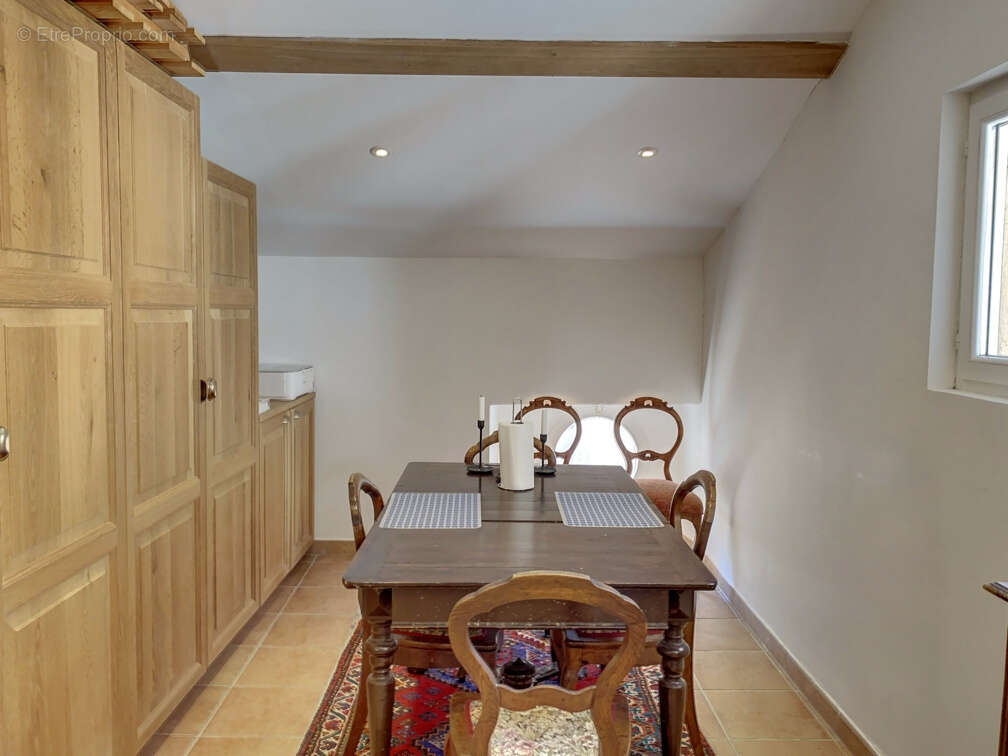 Appartement à LA GARDE-FREINET