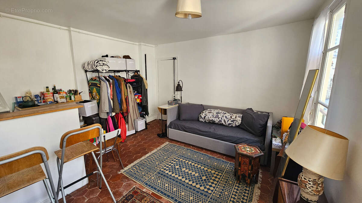 Appartement à PARIS-18E