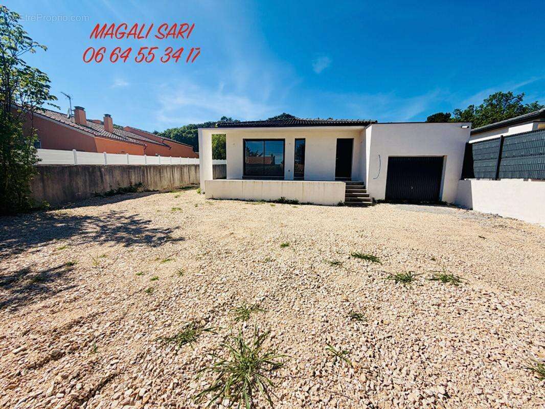 Maison à ROUSSON