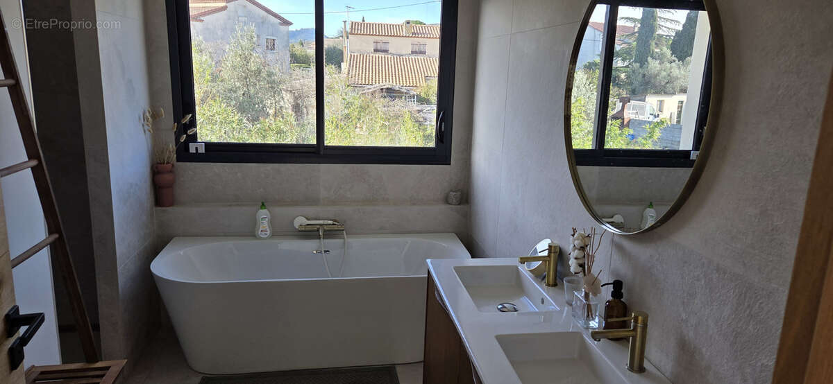 Maison à SAINT-JEAN-DE-FOS