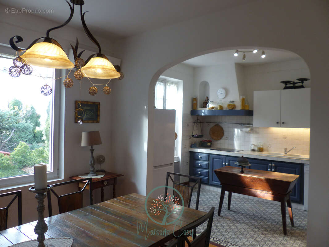 Maison à VALREAS