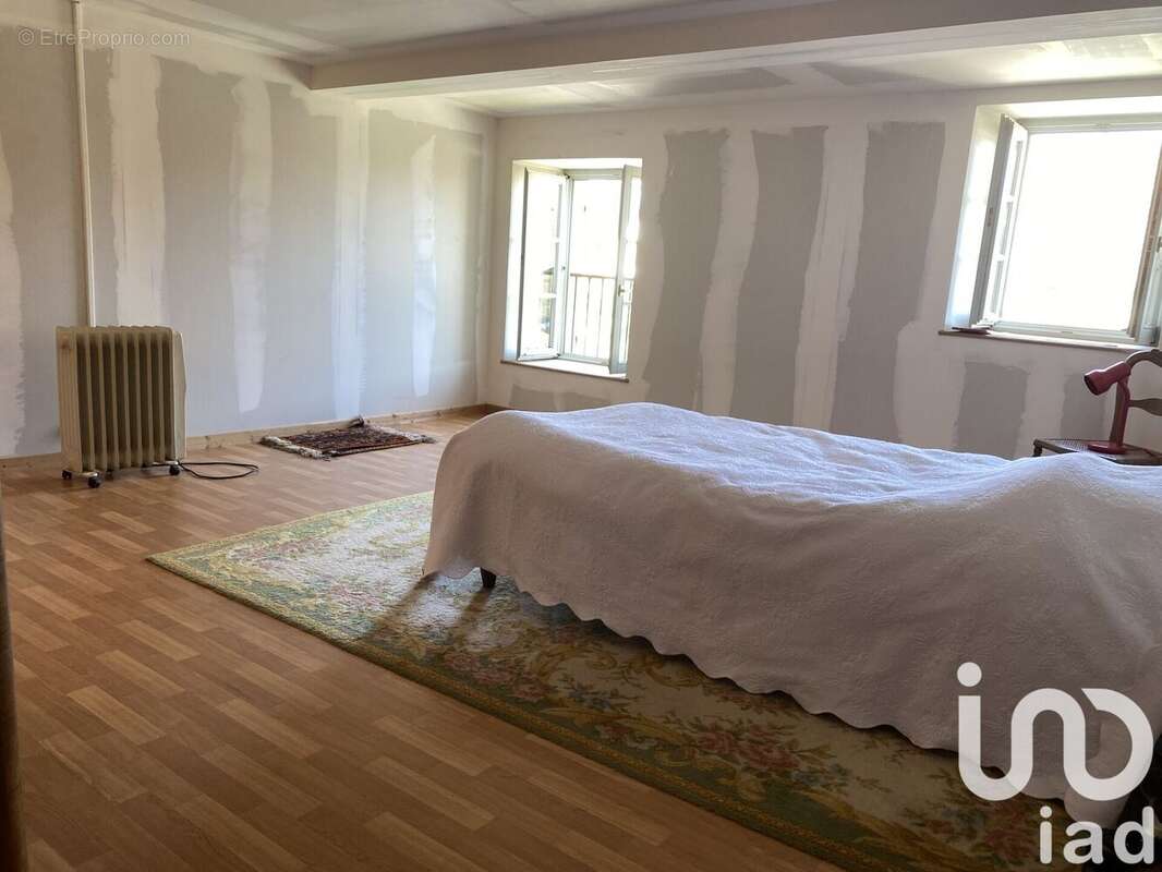 Maison 140 m² à Rouvroy-Sur-Audry  - photo 3