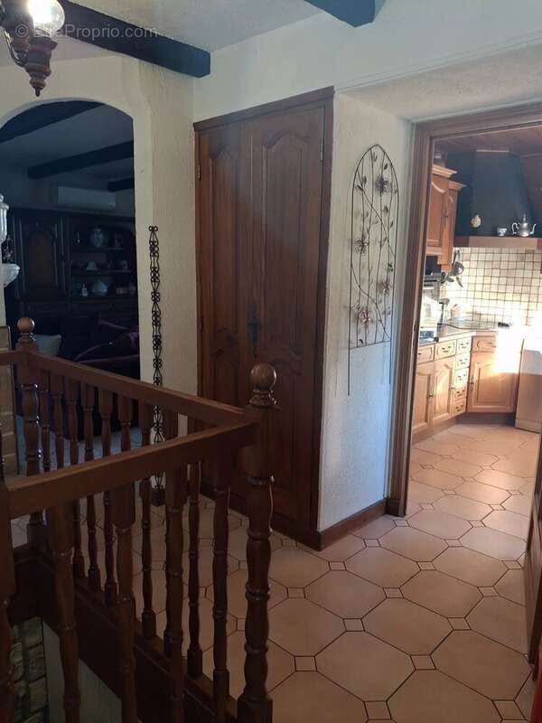 Maison à MONTELIMAR