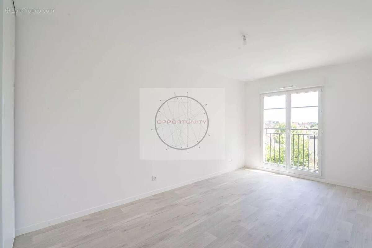 Appartement à LE BLANC-MESNIL