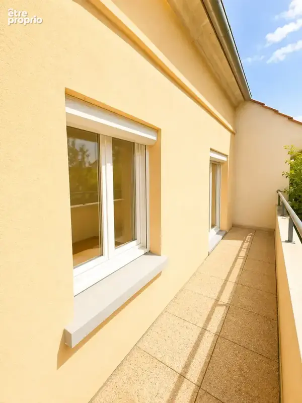 T3 Duplex 67 m² Balcon, garage, cave Résidence sécurisée - photo 5