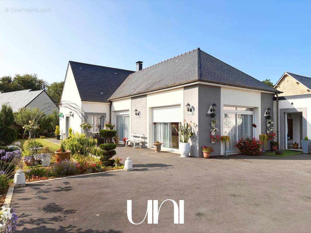 Maison à RYES