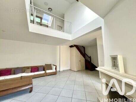 Photo 5 - Maison à VILLECRESNES