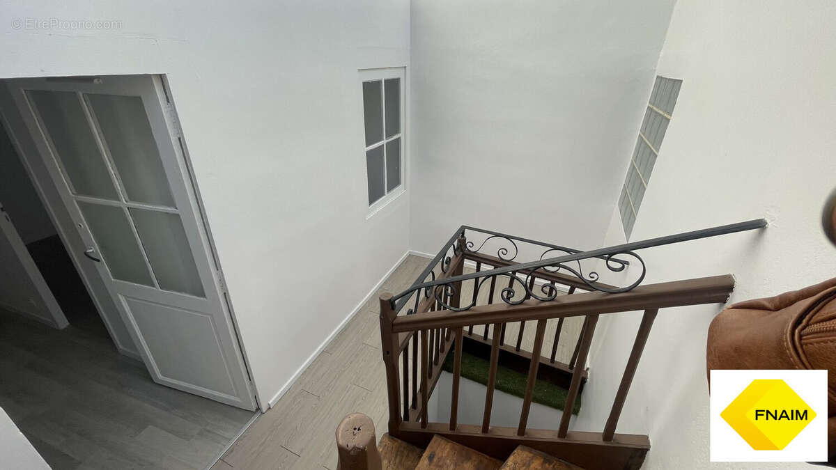 Maison à LAROQUE-TIMBAUT