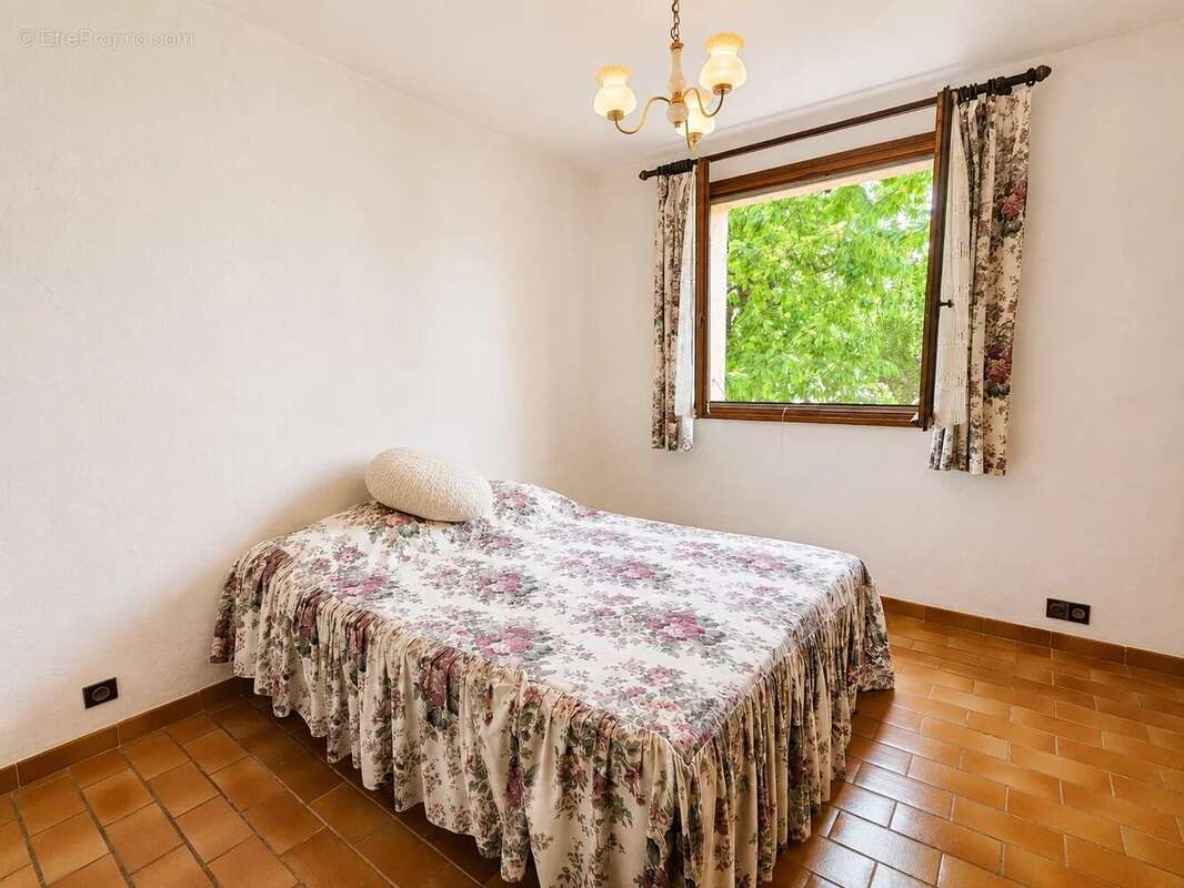 Maison à SERANON
