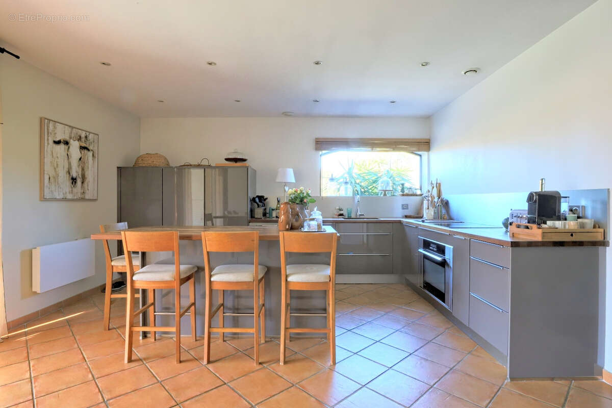 Maison à SIX-FOURS-LES-PLAGES