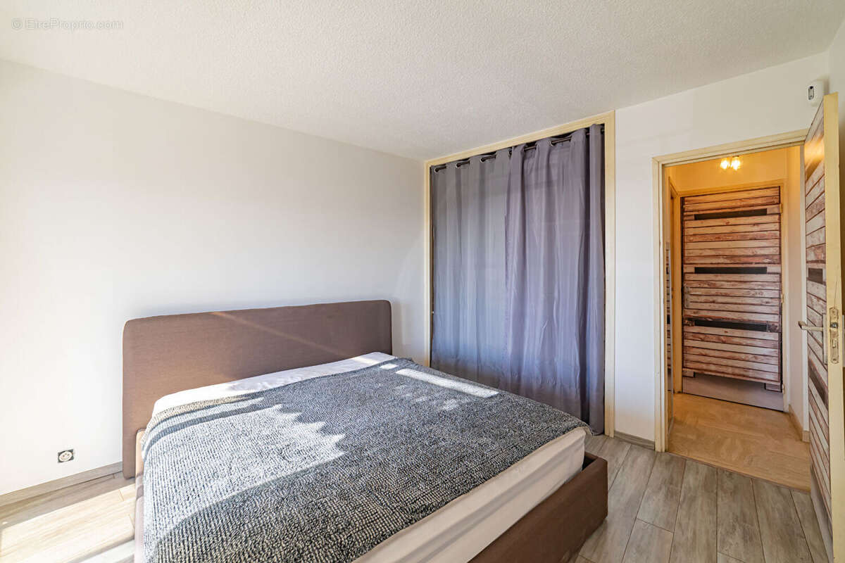 Appartement à VILLENEUVE-LOUBET