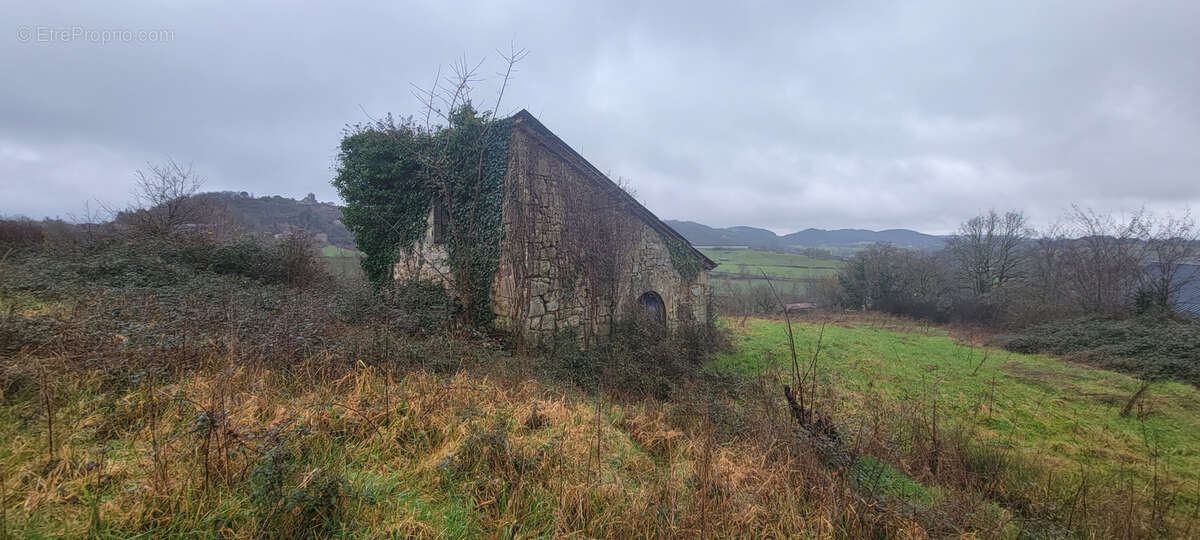 Terrain à PUY-D'ARNAC