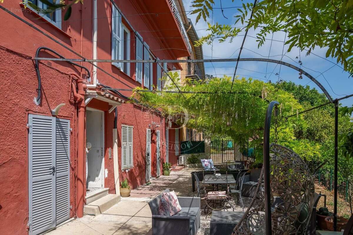 Appartement à BEAULIEU-SUR-MER
