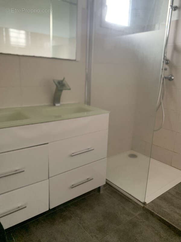 Maison à LES TROIS-ILETS